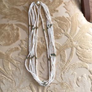 Pearl/green/gold necklace